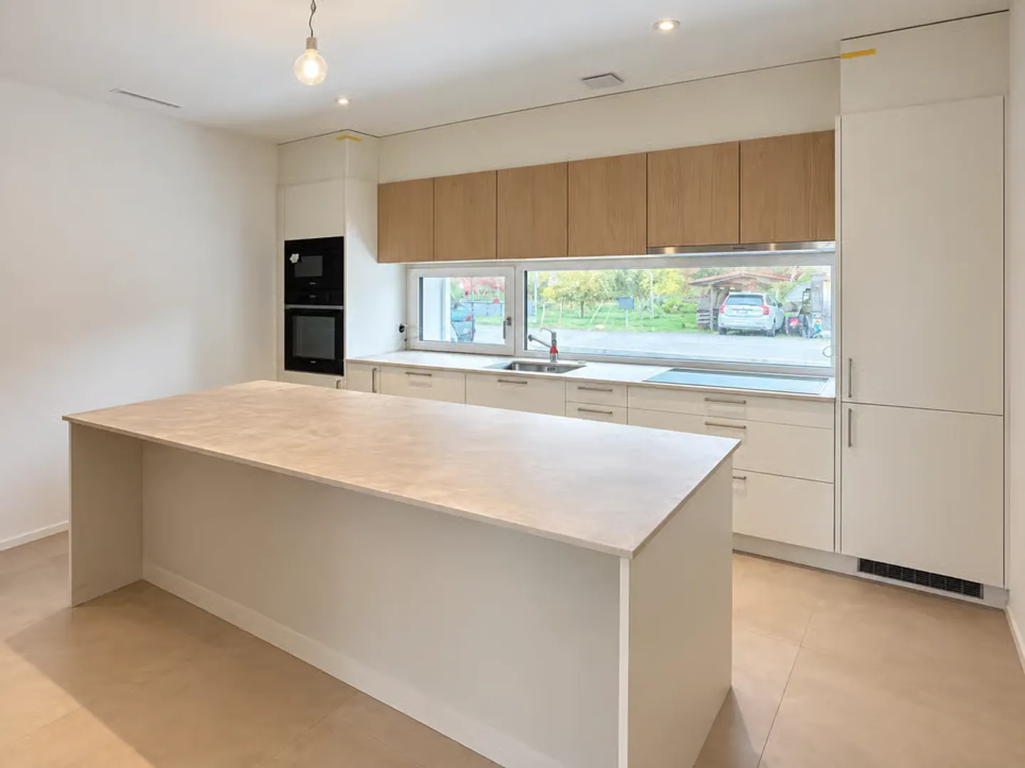 VILLA NUOVA 6.5 STANZE - 5 CAMERE - DISPONIBILE IMMEDIATAMENTE - Foto 3 di 9