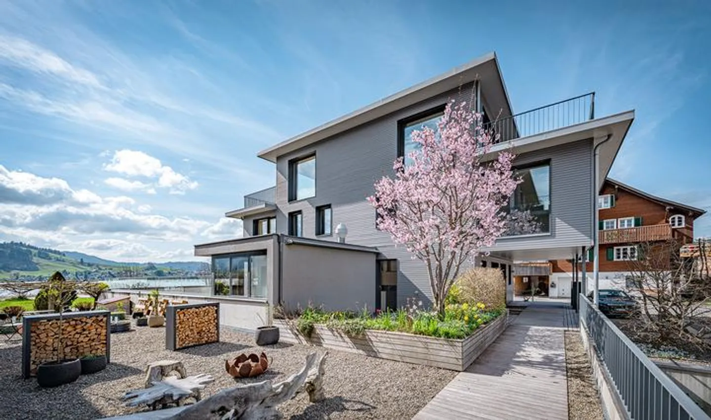 ÉLÉGANCE, CLASSE ET FLEXIBILITÉ - MAISON JUMELÉE DE 3,5 PIÈCES - Photo 1 sur 8