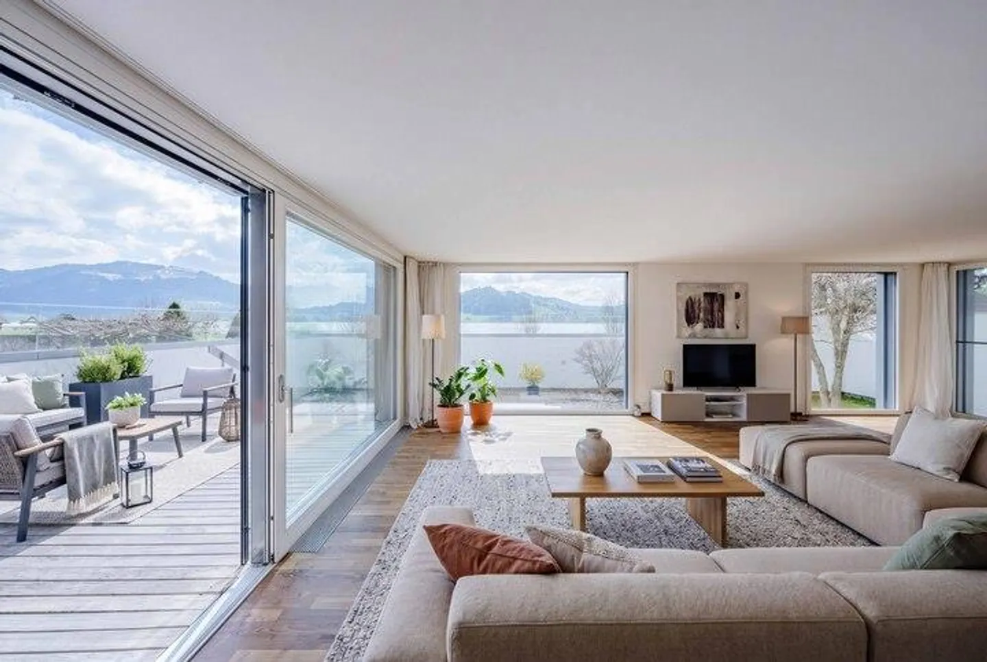 ÉLÉGANCE, CLASSE ET FLEXIBILITÉ - MAISON JUMELÉE DE 3,5 PIÈCES - Photo 2 sur 8