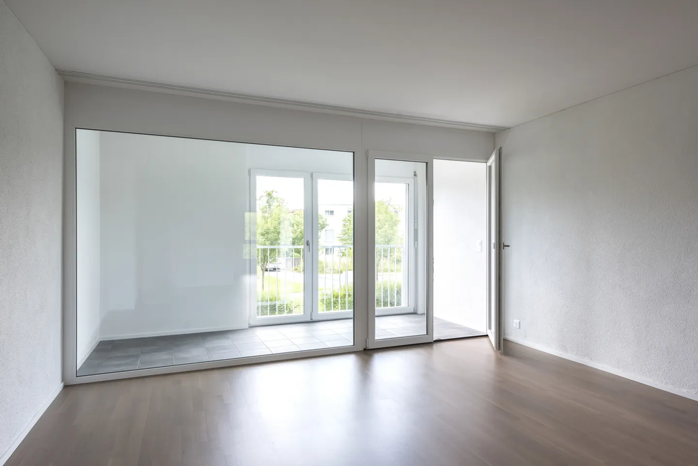 Appartamento moderno spazioso - Foto 2 di 4