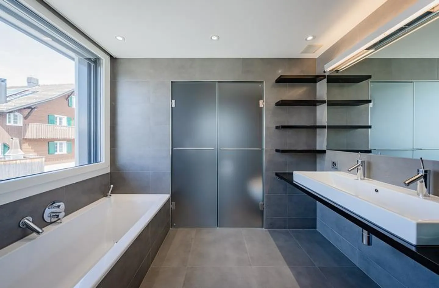 ÉLÉGANCE, CLASSE ET FLEXIBILITÉ - MAISON JUMELÉE DE 3,5 PIÈCES - Photo 6 sur 8