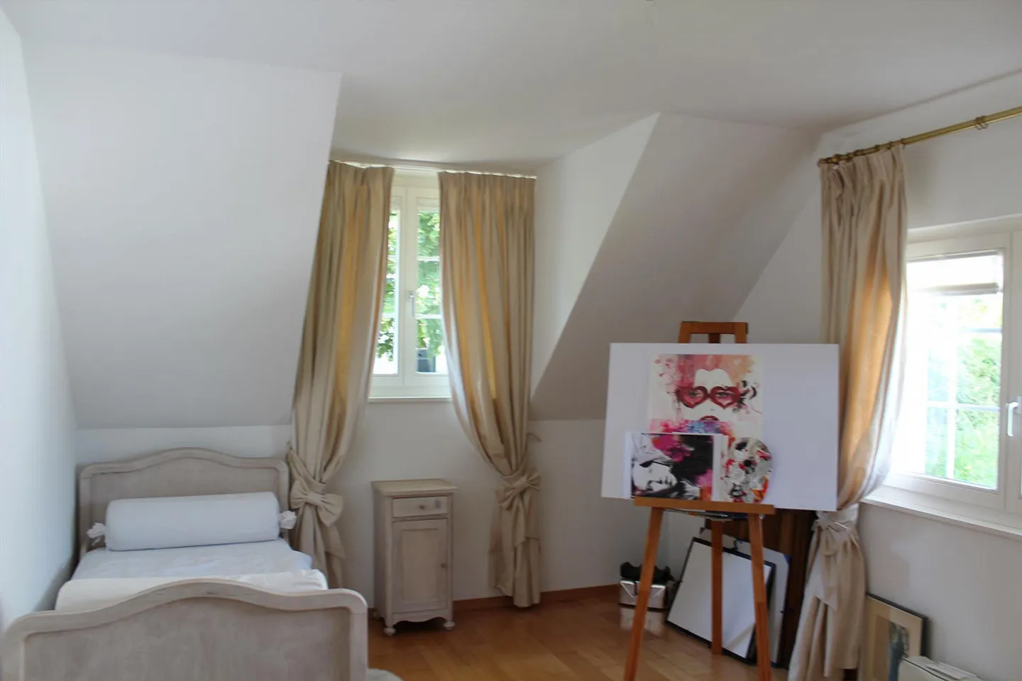 Exklusives Einfamilienhaus mit 6,5 Zimmern, Garten und Pool in Riehen - Foto 11 von 15