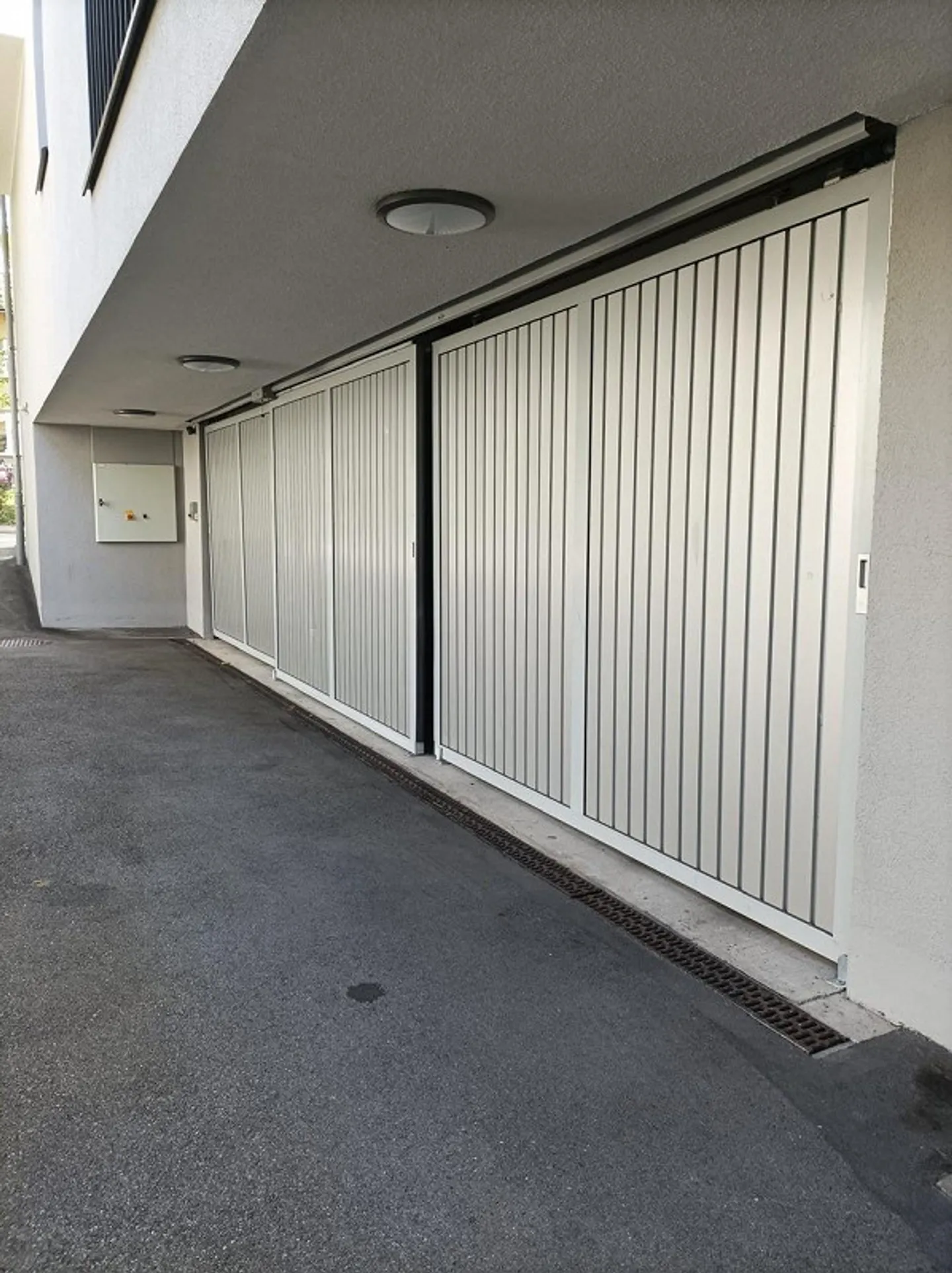 Parking space for rent - Photo 1 of 2