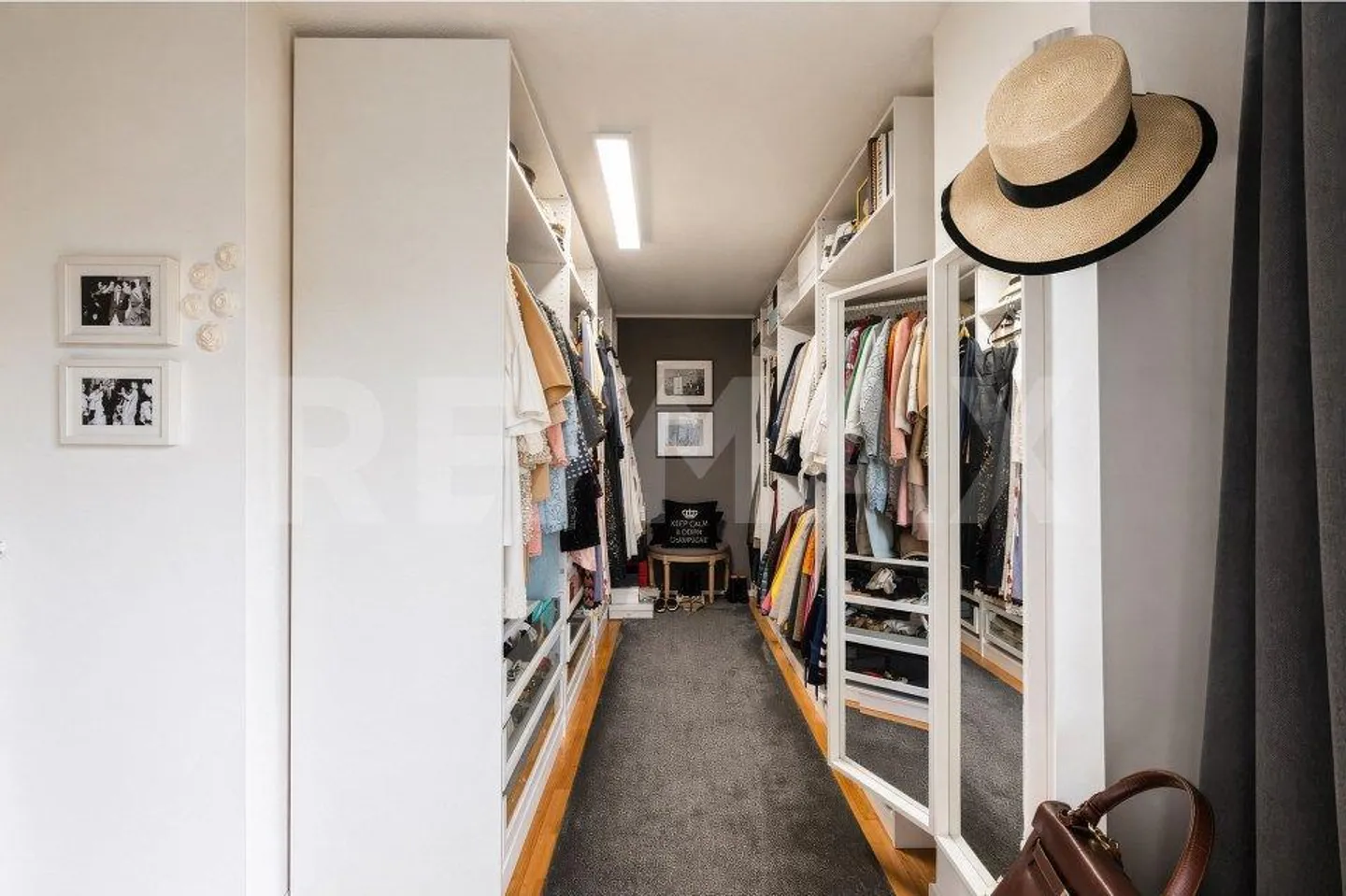 Modern, well-kept, convincing | 5.5+ room house | Living at a high... - Photo 11 of 13