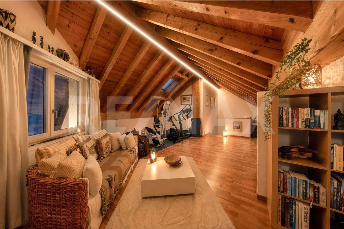 Modern, well-kept, convincing | 5.5+ room house | Living at a high... - Photo 3 of 13