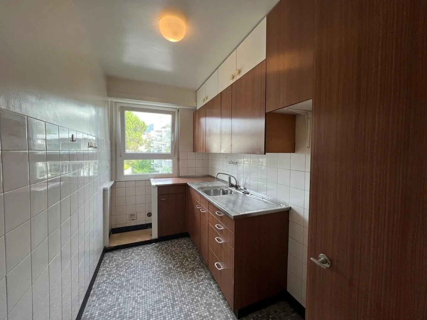 Charmant appartement 3 pièces - Photo 2 sur 11