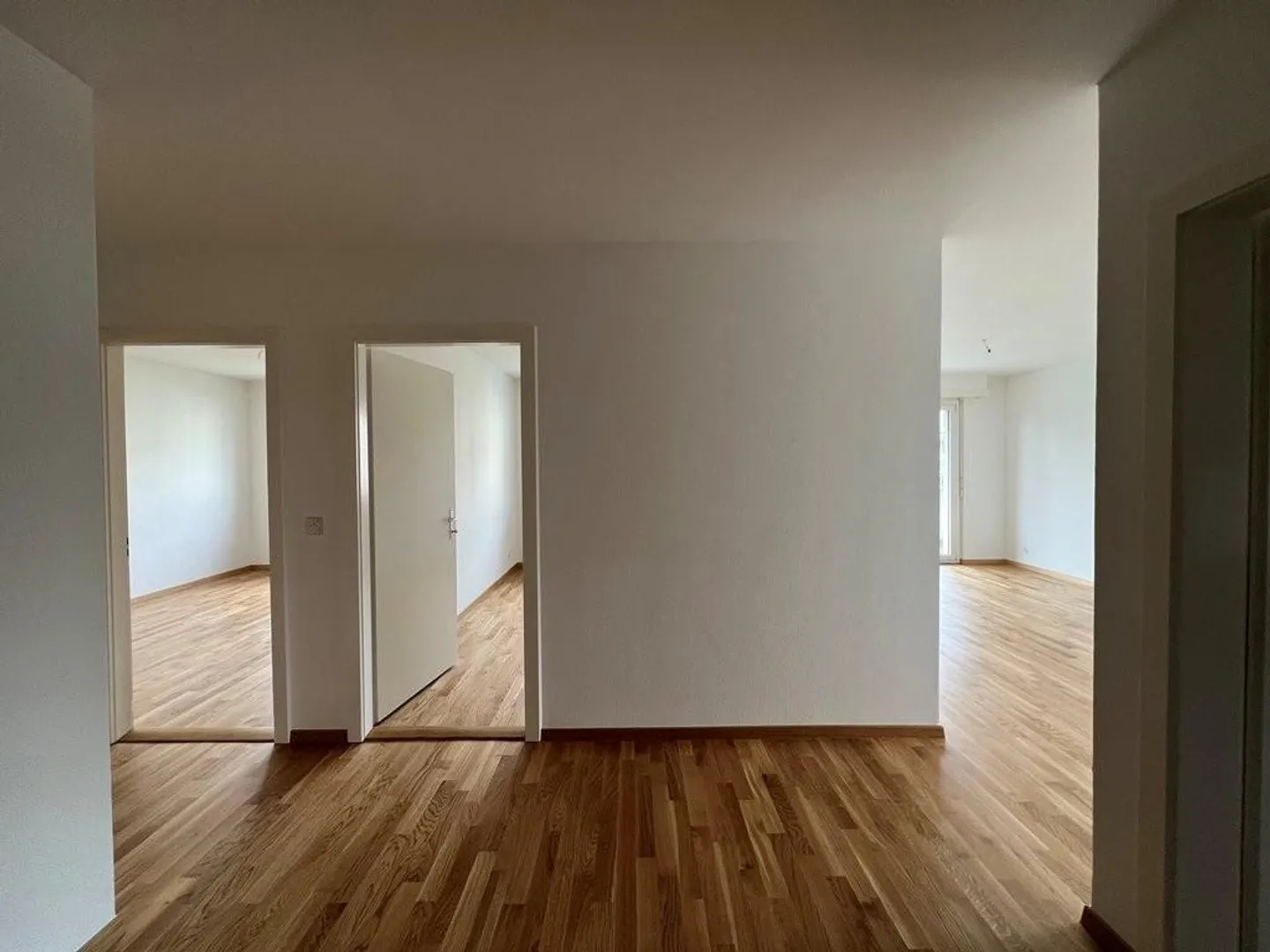 Charmant appartement 3 pièces - Photo 3 sur 11