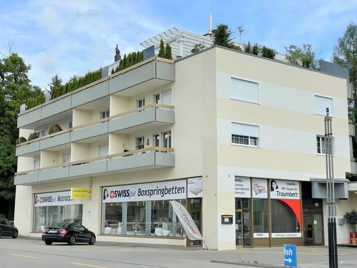 Spacious 3.5-room apartment with 2 balconies - Photo 1 of 11