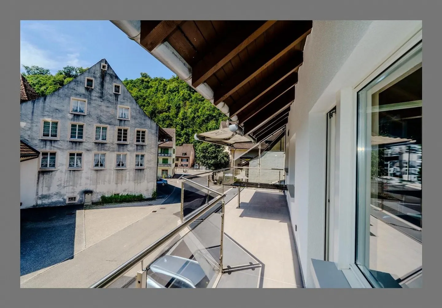 Moderno appartamento duplex di 4,5 stanze in affitto a Hölstein - Foto 4 di 13