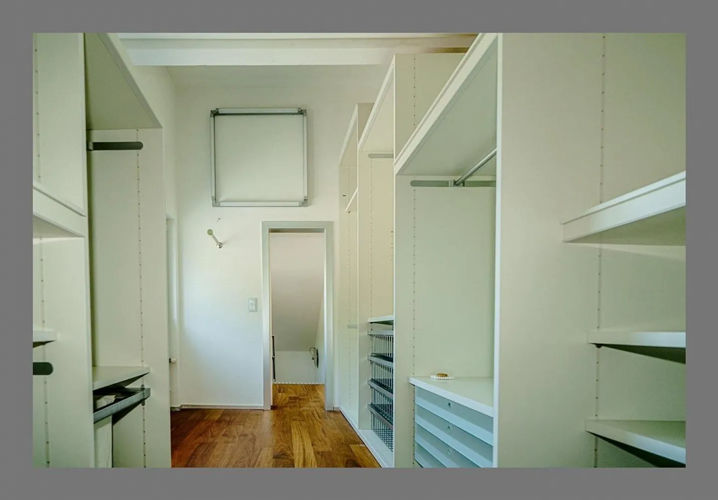 Moderno appartamento duplex di 4,5 stanze in affitto a Hölstein - Foto 9 di 13