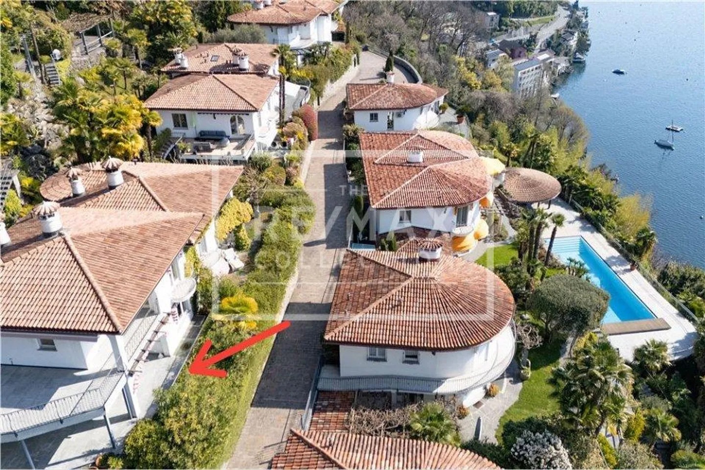 4-room villa in Ascona with 180° lake view - Photo 1 of 13