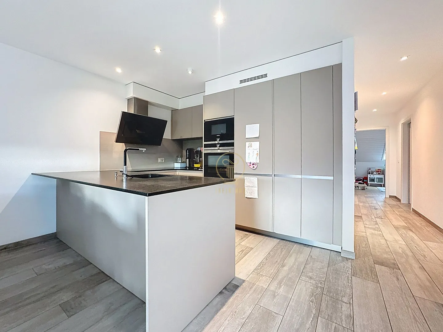 Appartamento in vendita - Foto 6 di 13