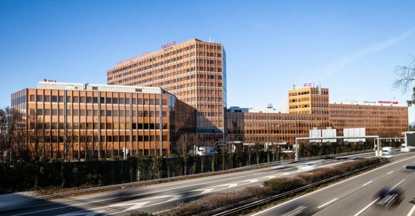 Renovierte Bürofläche von 730 m2 im 4. Stock - Foto 1 von 10