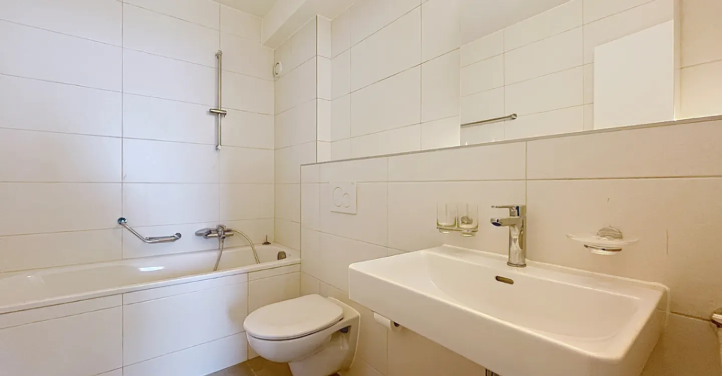 2 Zimmer mit Aussicht in Renovierung - Collonge 18 - Foto 3 von 6