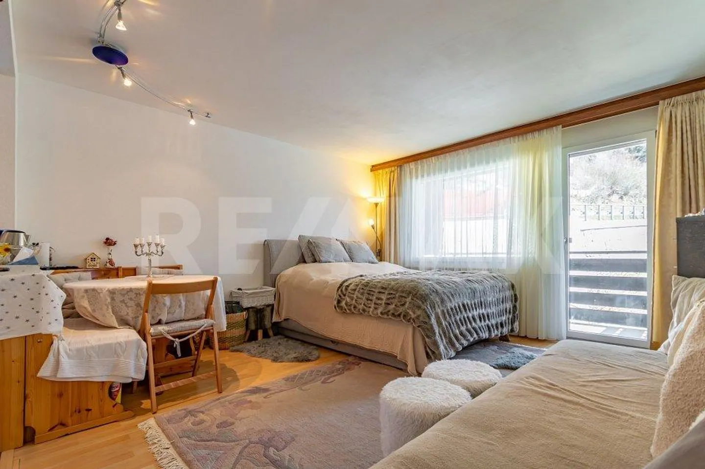 Scopri il fascino vallesano: bellissimo studio a Bellwald! - Foto 6 di 7