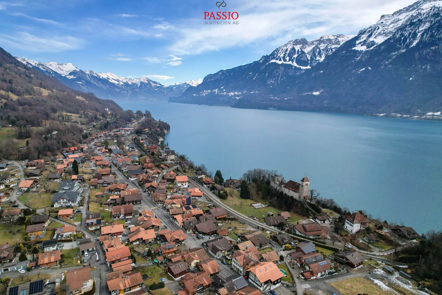 Maison semi-détachée de 7,5 pièces avec vue sur le lac et potentiel - Photo 34 sur 34