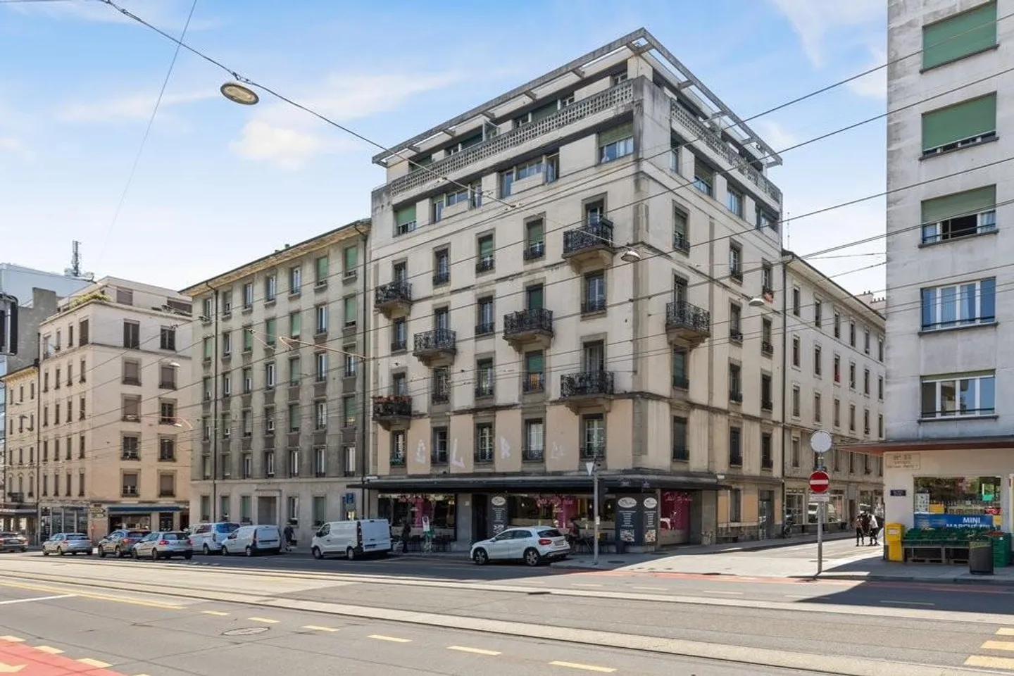 Appartement avec 3,5 pièces - près de la gare et du tram - Photo 1 sur 10