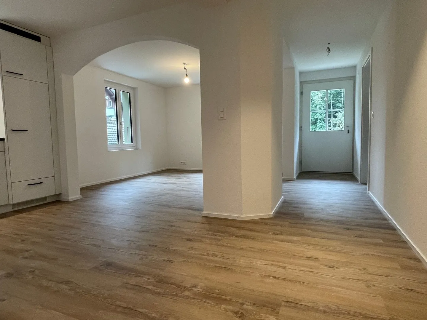 Appartement 3.5 pièces au rez-de-chaussée - Photo 2 sur 4