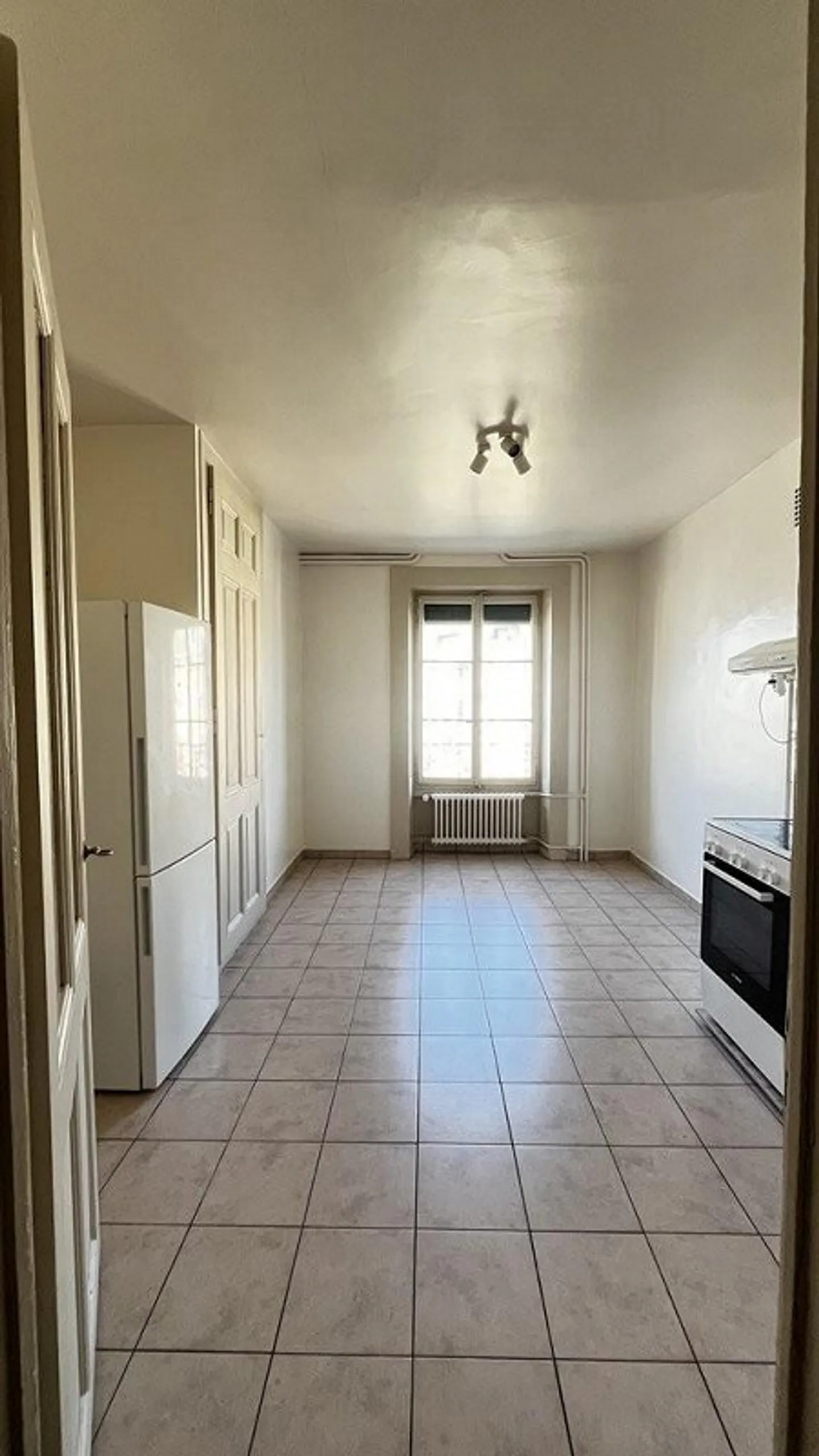 Appartement avec 3,5 pièces - près de la gare et du tram - Photo 5 sur 10