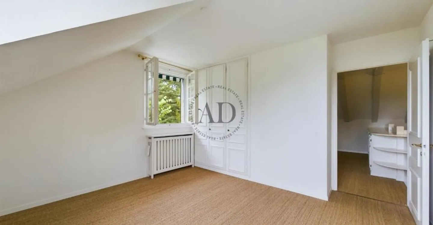 Einfamilienhaus mit Schwimmbad - Foto 3 von 7