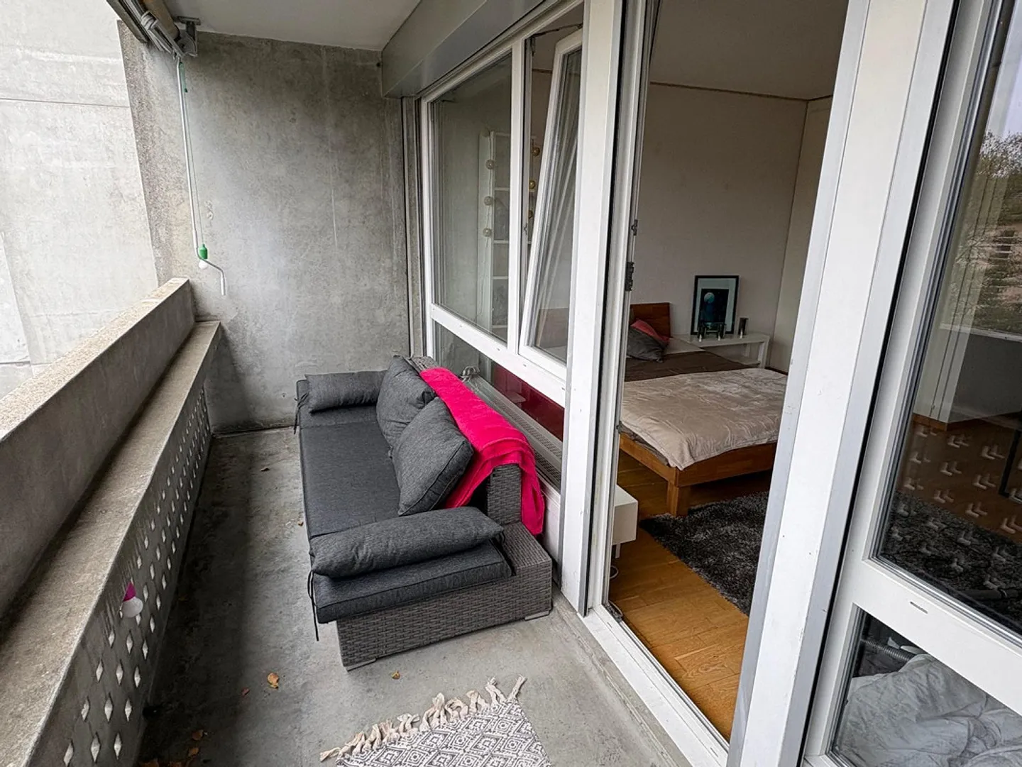 Appartamento 1 camera arredato con balcone a Berna - Foto 7 di 8