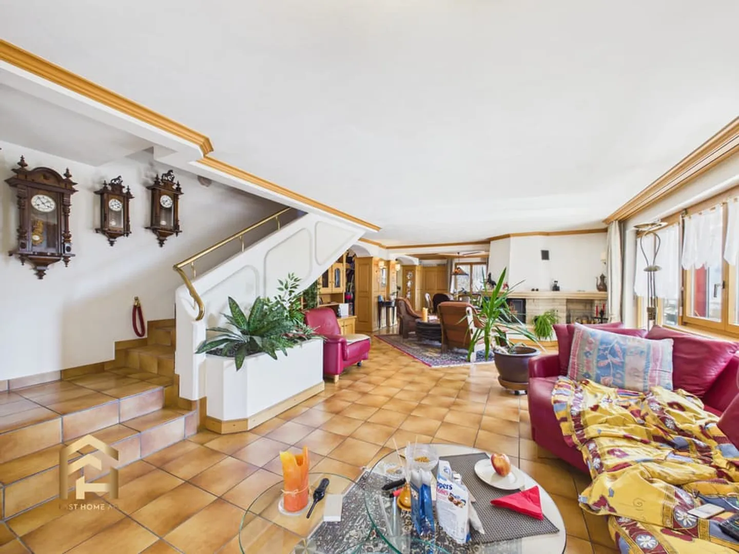 Grosszügige Villa mit Wellnessbereich - Foto 5 von 13