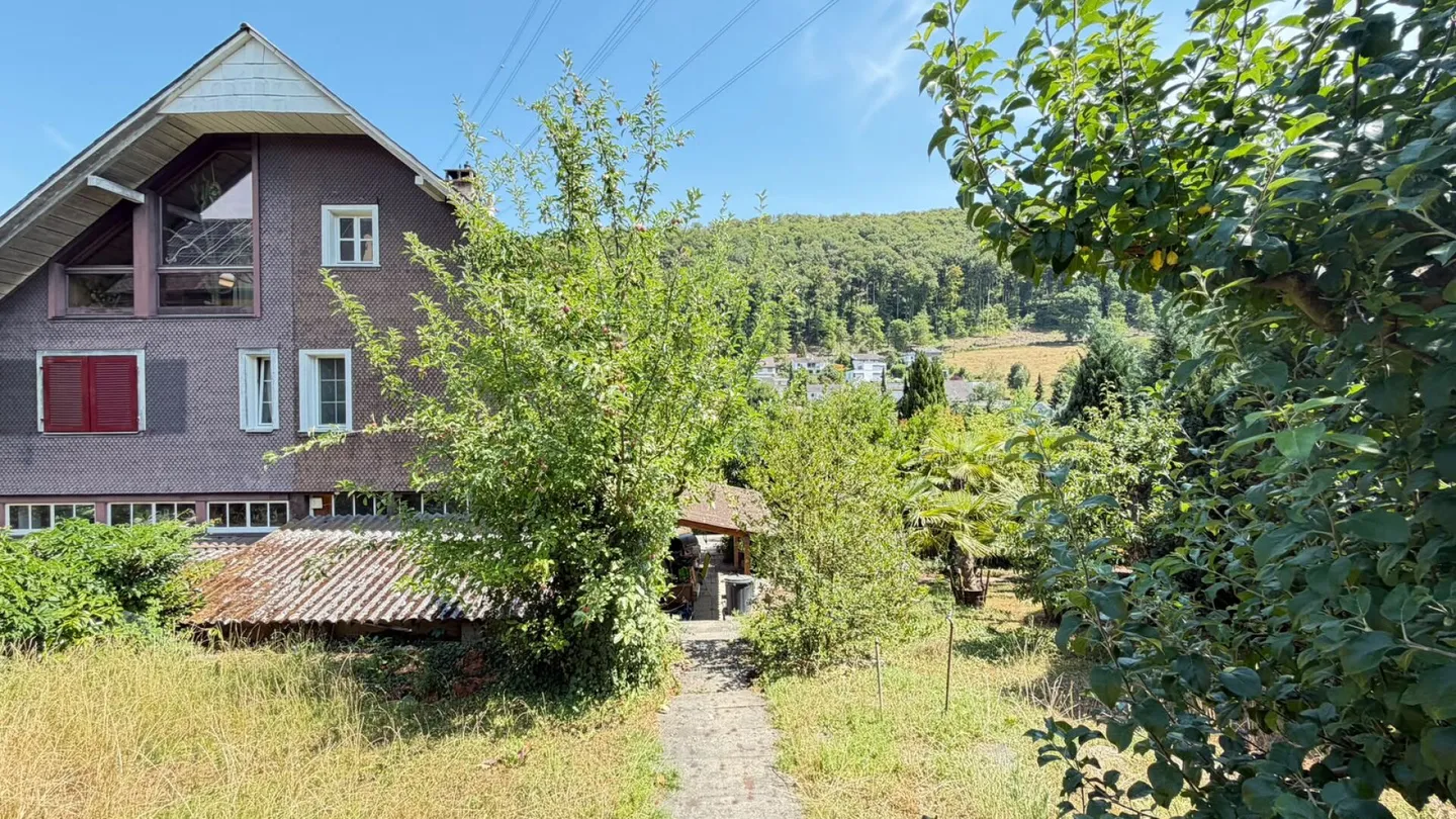 Maison familiale semi-détachée spacieuse avec jardin, garage et potentiel d'aménagement - Photo 14 sur 20