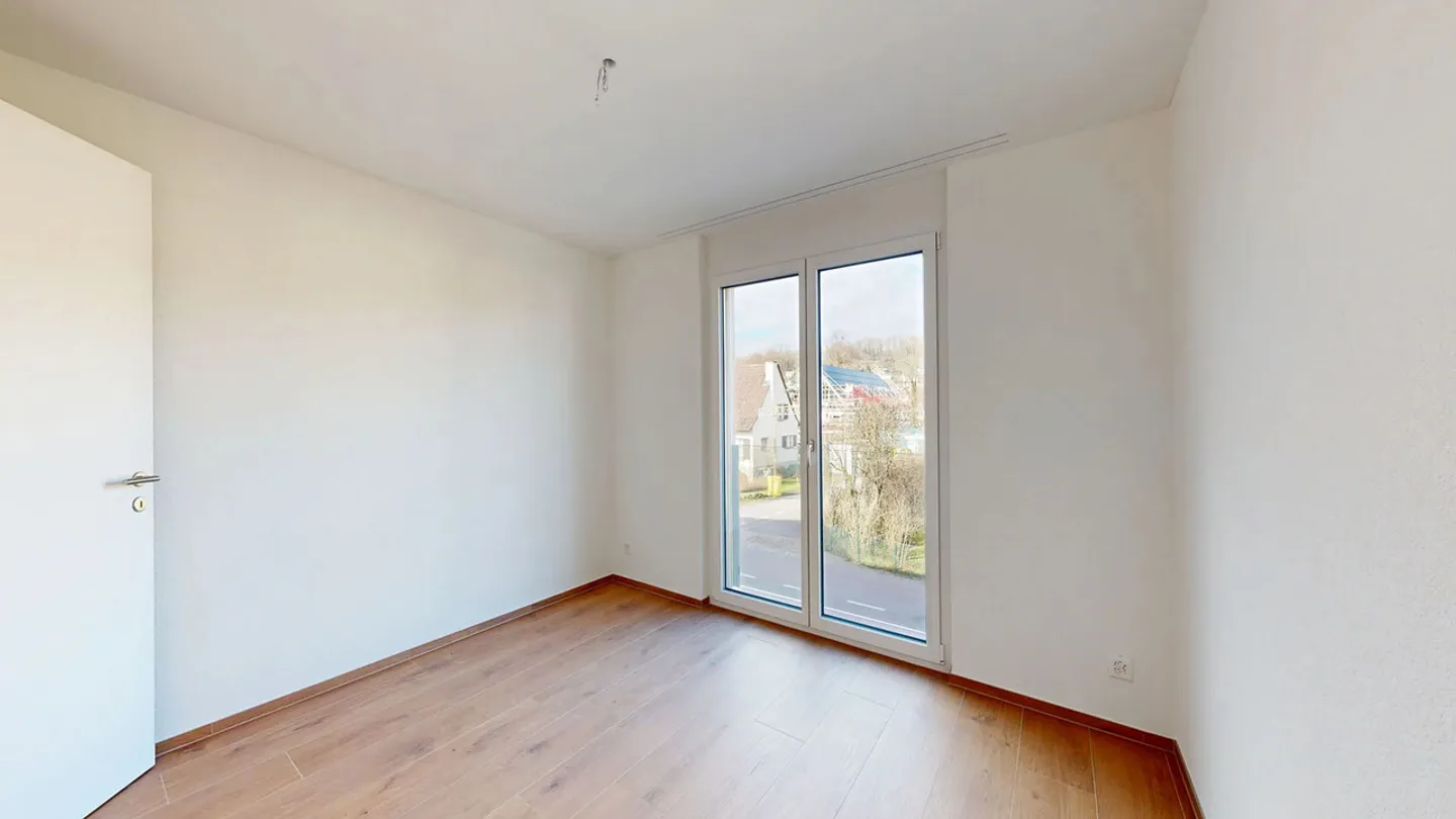 Modern 4.5-room apartment with parking space and winter garden - Photo 8 of 13