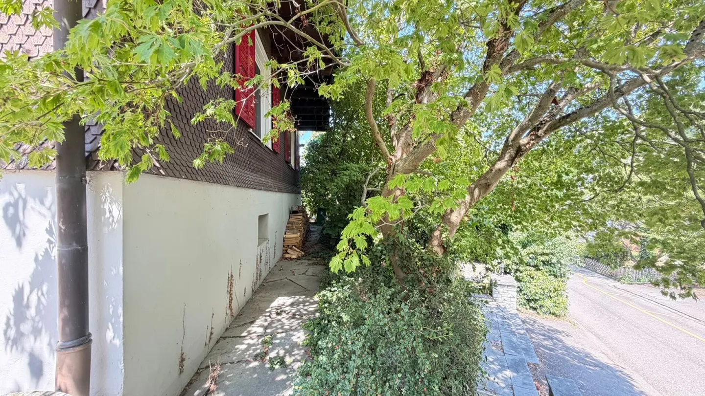 Maison familiale semi-détachée spacieuse avec jardin, garage et potentiel d'aménagement - Photo 15 sur 20
