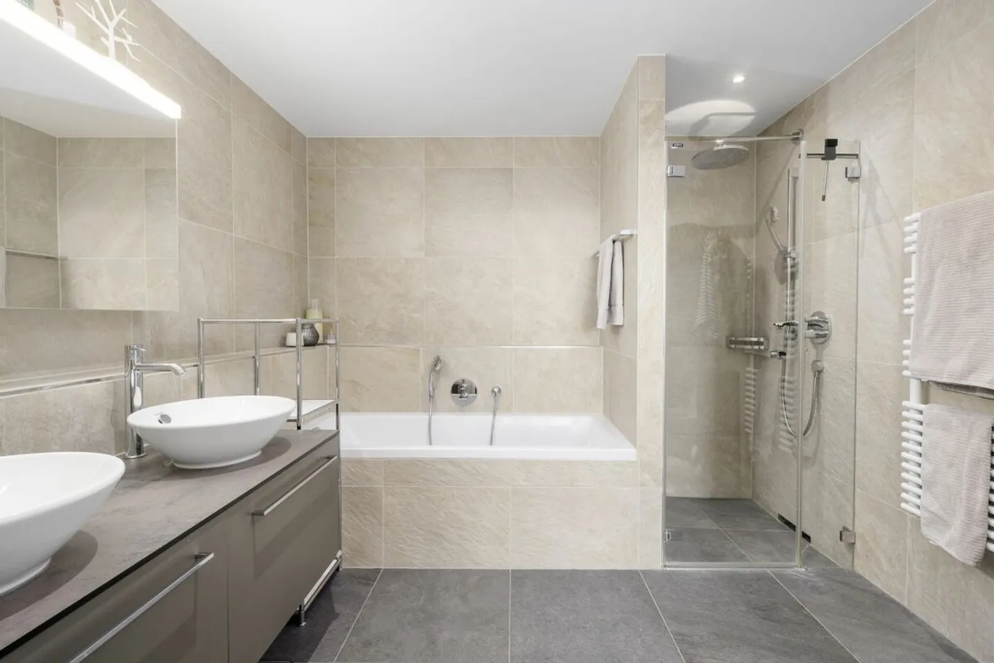 Stylish Living at the Highest Level - Photo 6 of 8