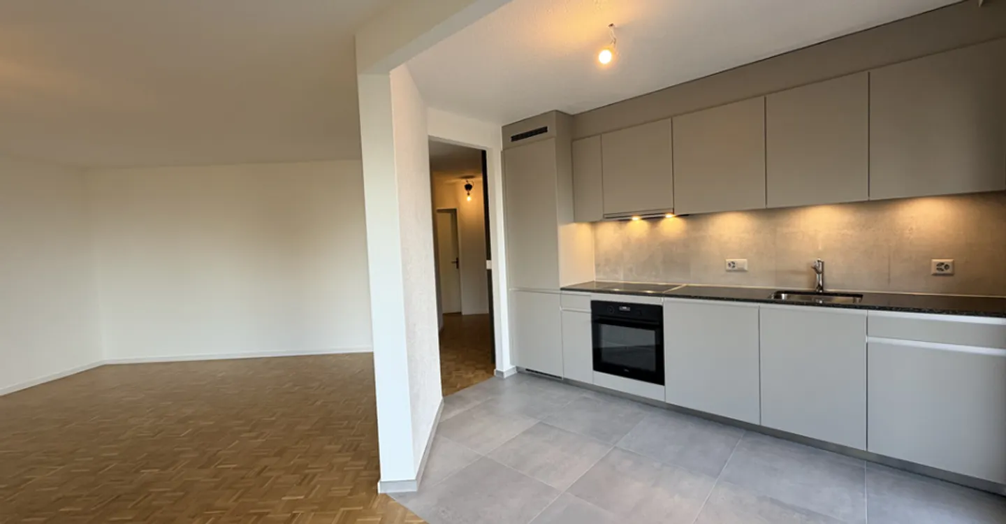 3,5 Zimmer mit Balkon renoviert - Clos 6 - Foto 2 von 6