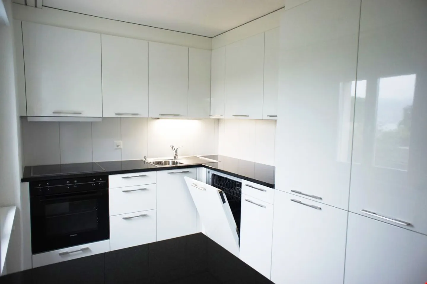 Vie moderne avec vue sur le lac ! - Photo 2 sur 12