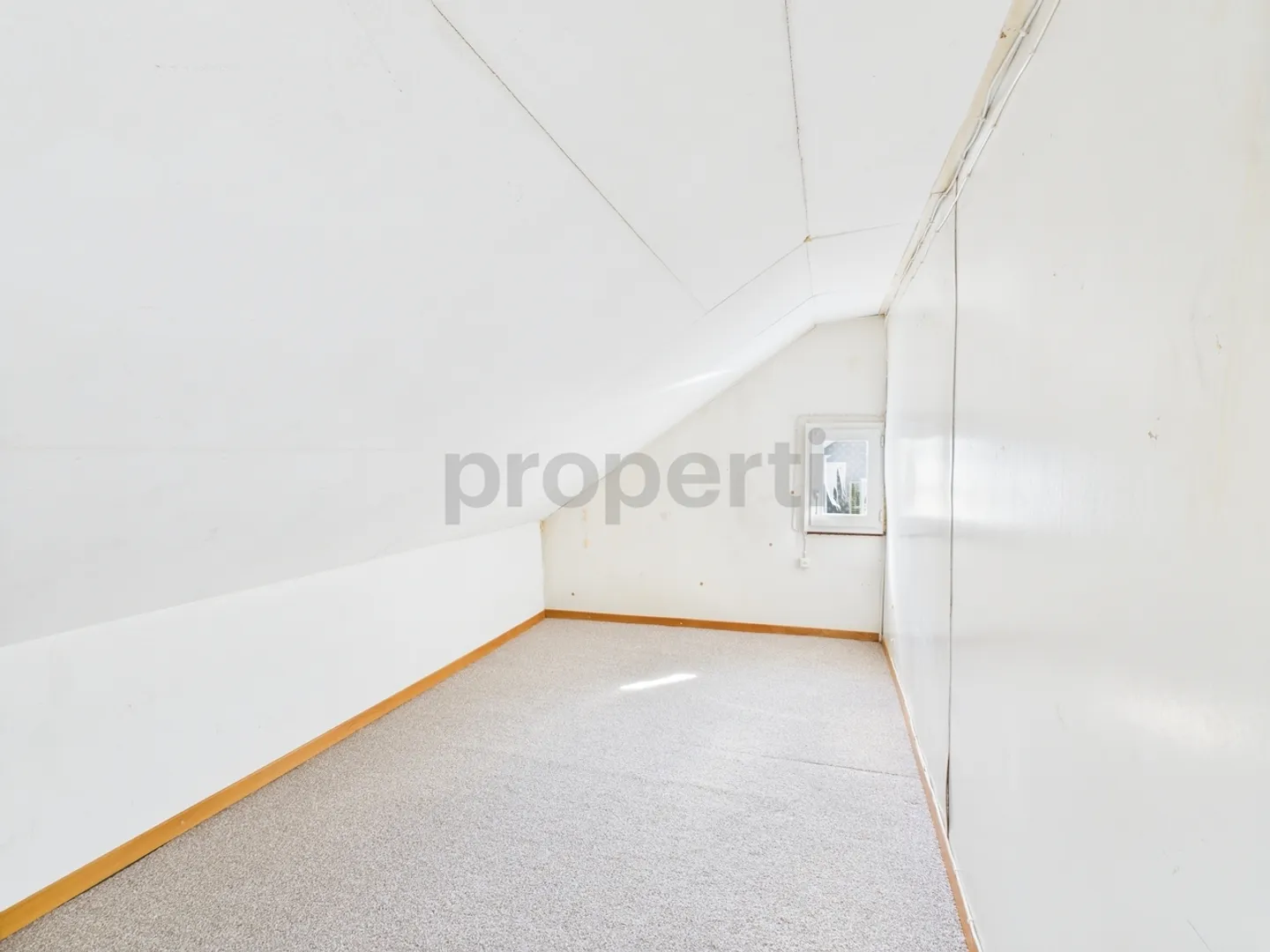 Grosszügige 2.5-Zimmer Wohnung in Alpthal - Foto 5 von 7