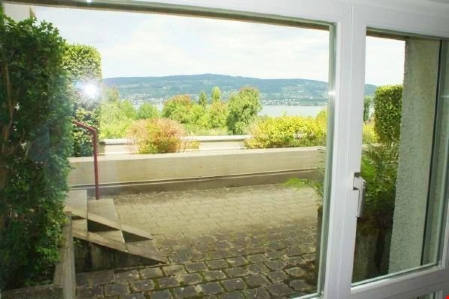 Vie moderne avec vue sur le lac ! - Photo 12 sur 12