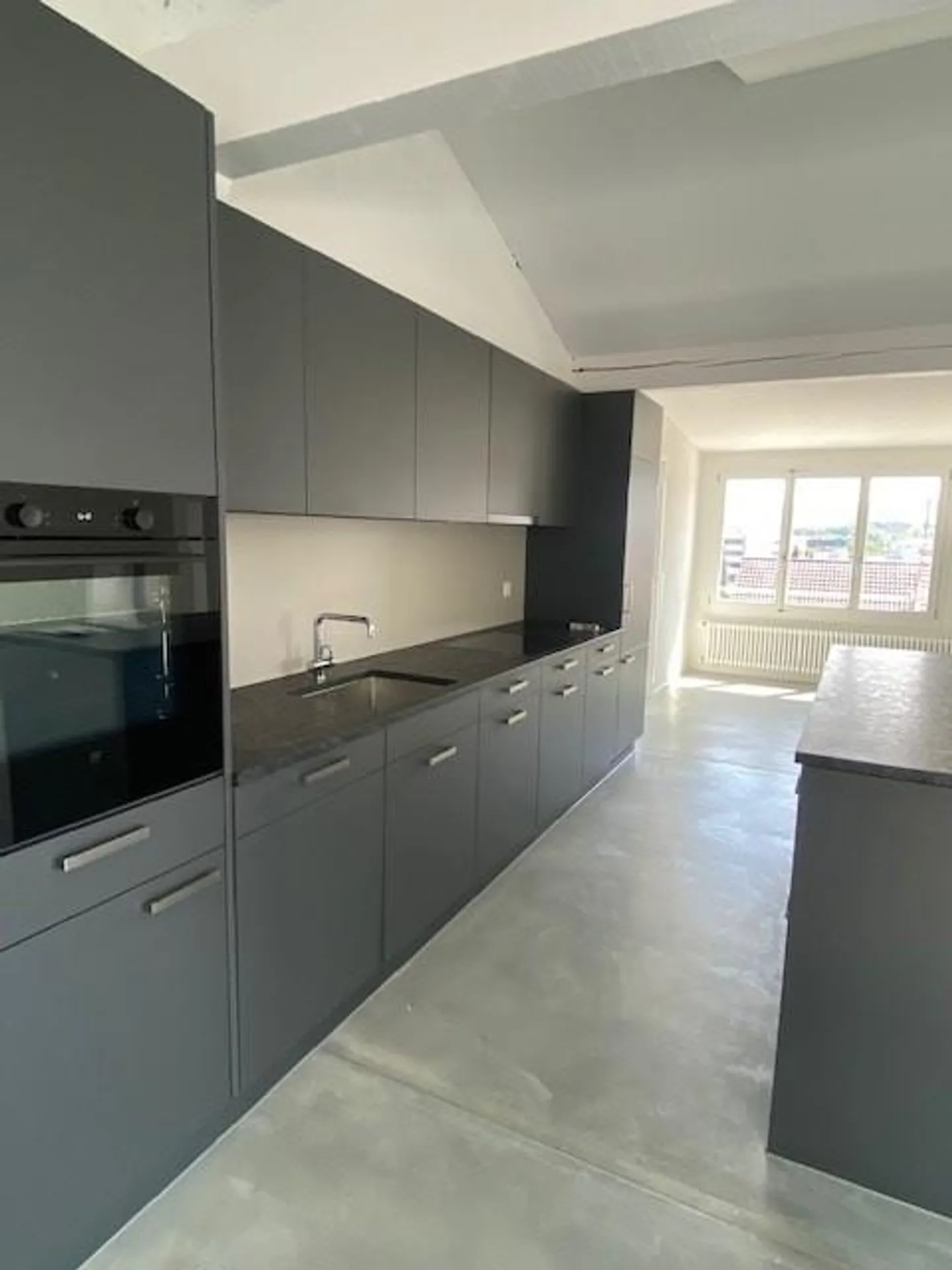 helle und grosszügige Wohnung in Muri b. Bern - Foto 2 von 8