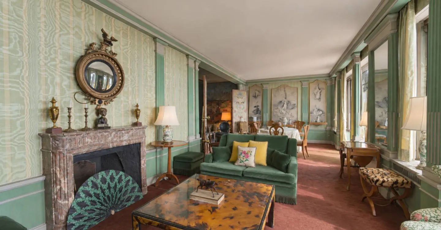 A prestigious address - A property to reinvent with an independent studio - Photo 3 of 9