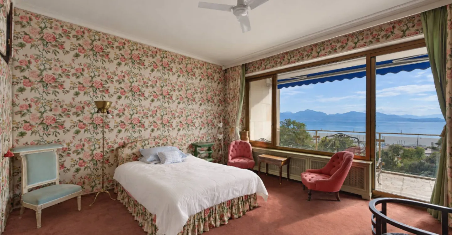A prestigious address - A property to reinvent with an independent studio - Photo 5 of 9