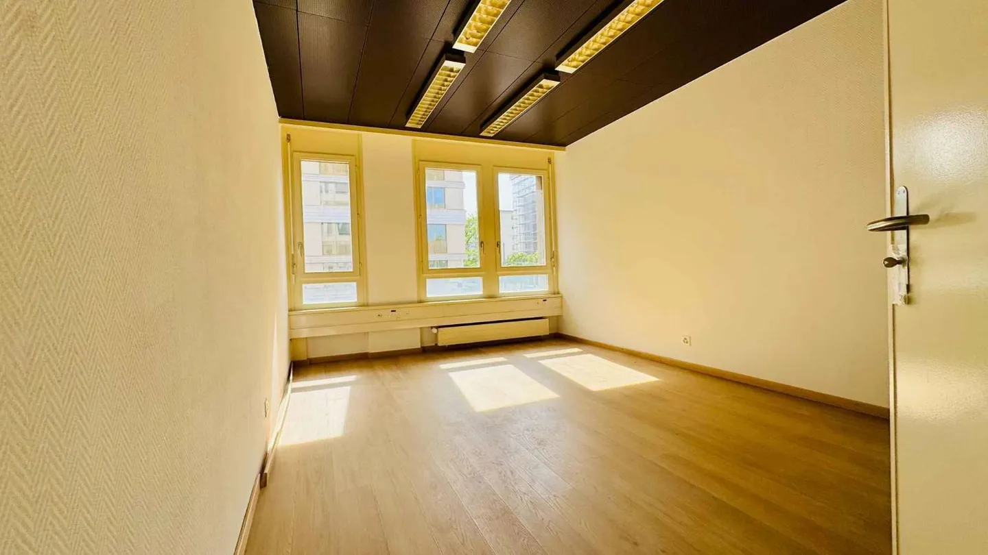 9-Zimmer-Büro - Foto 9 von 13