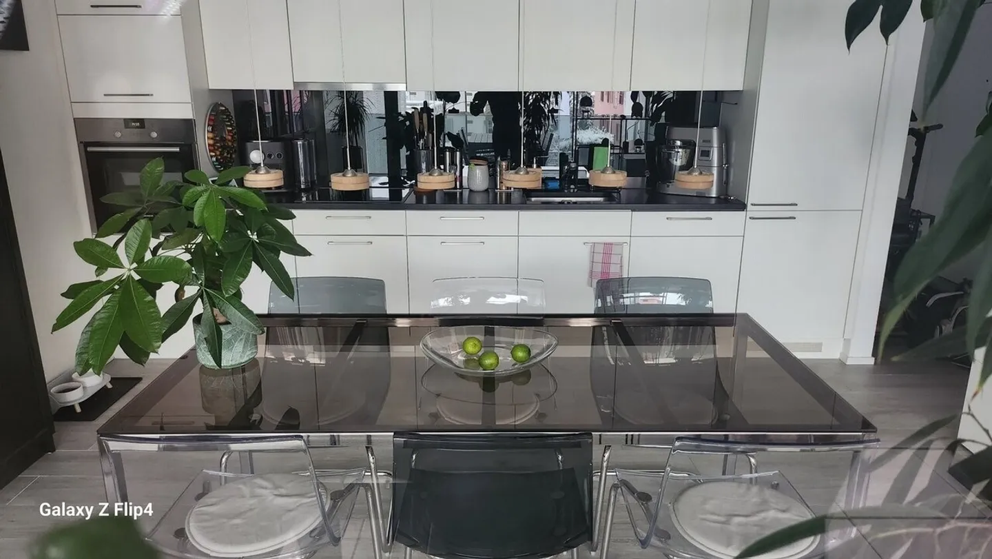 SUPERB MODERN ACCOMMODATION! - Photo 8 of 13