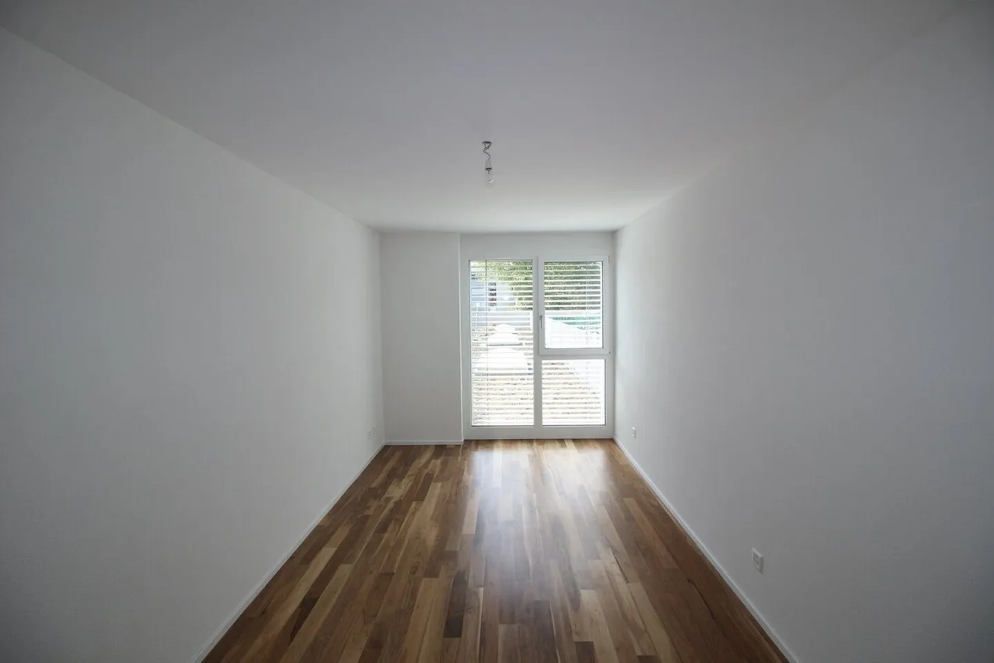 SUPERB MODERN ACCOMMODATION! - Photo 2 of 13