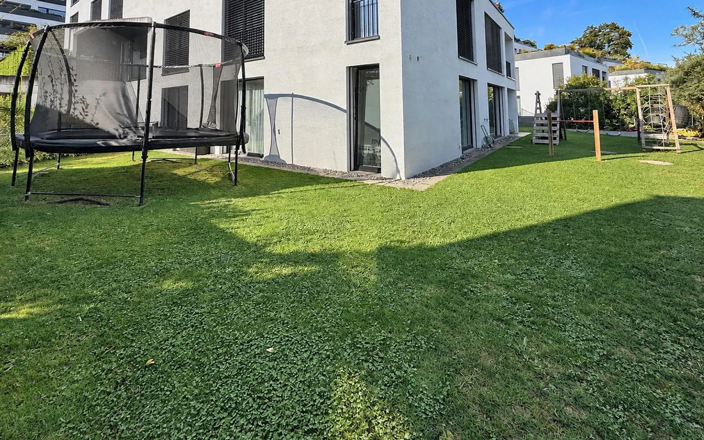 Appartement de jardin 5.5 pièces à Kreuzlingen avec environ 430 m² de jardin privé - Photo 6 sur 25