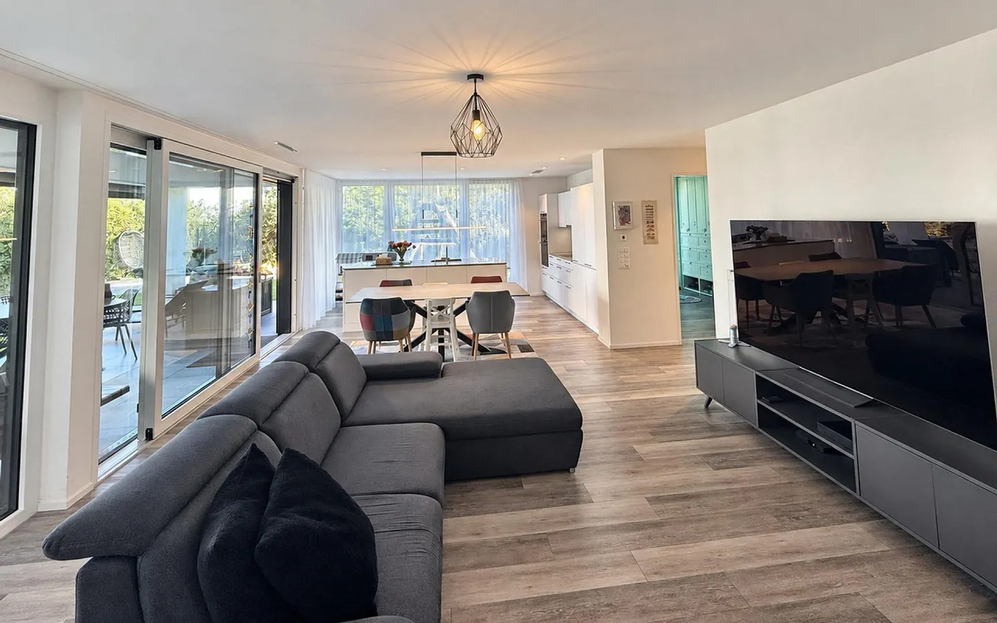 Appartement de jardin 5.5 pièces à Kreuzlingen avec environ 430 m² de jardin privé - Photo 9 sur 25