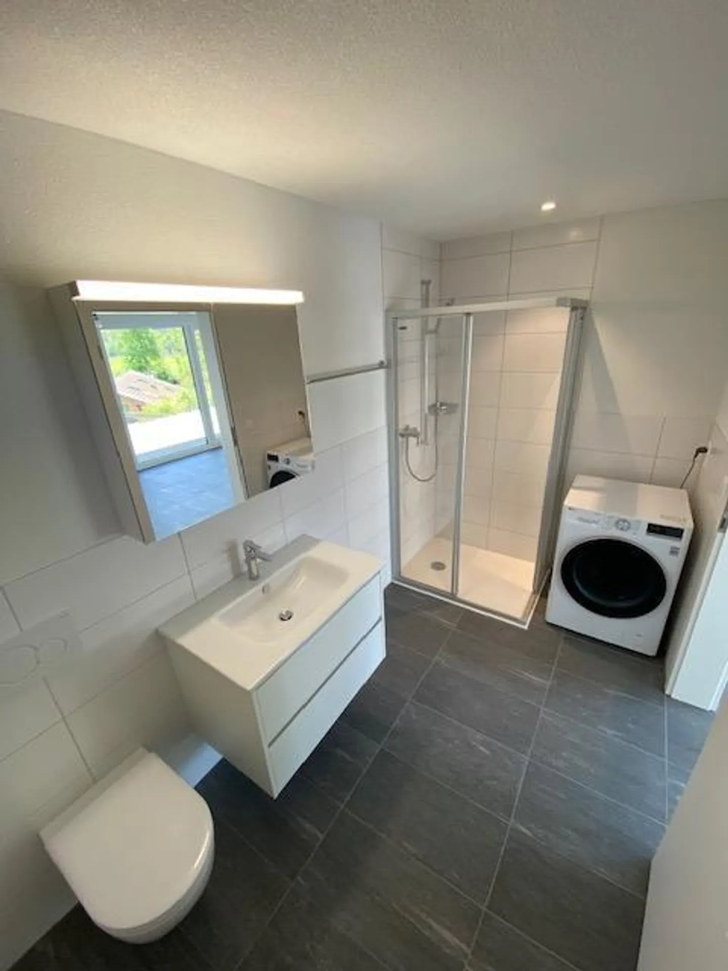 4,5-Zimmerwohnung mit grosser Terrasse und Bergsicht zu vermieten - Foto 4 von 14
