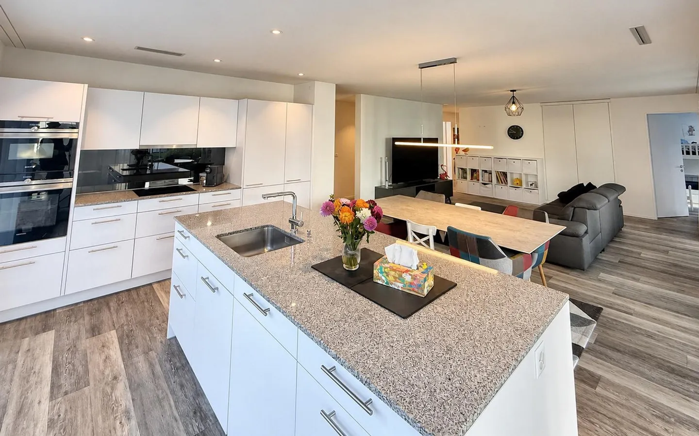 Appartement de jardin 5.5 pièces à Kreuzlingen avec environ 430 m² de jardin privé - Photo 11 sur 25