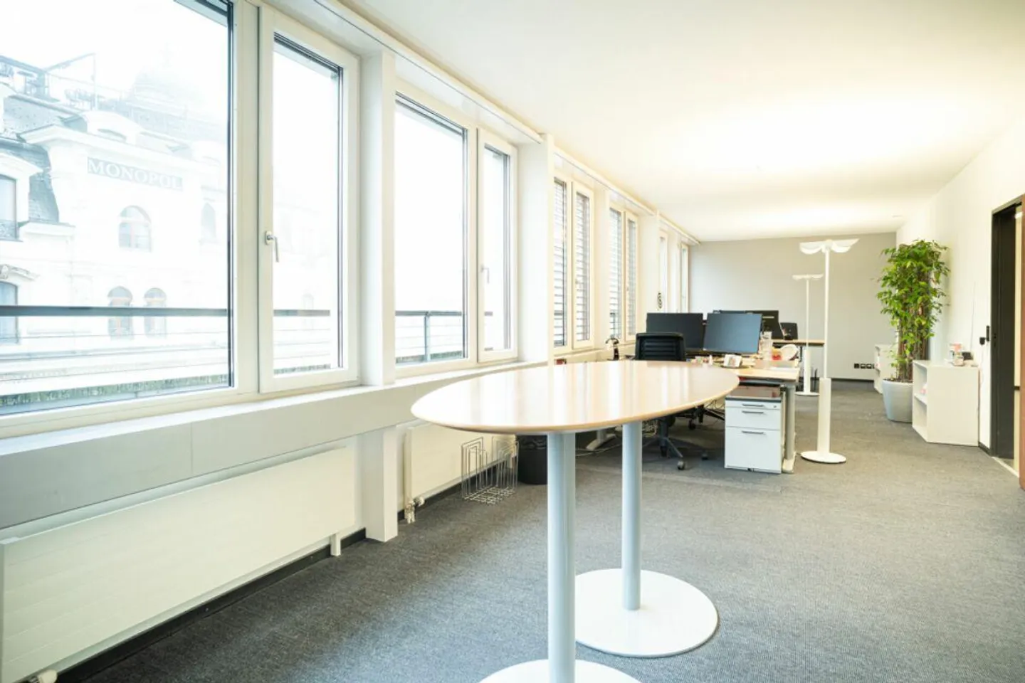 Zentrale Bürofläche in Luzern - Foto 2 von 4