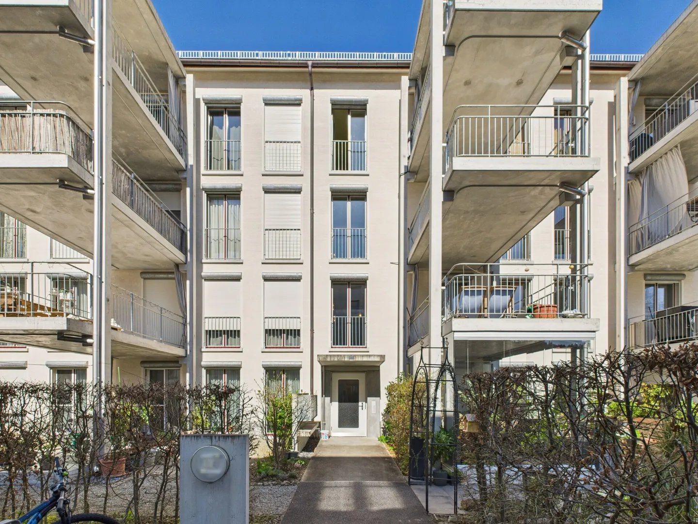 Neuwertige 4.5-Zimmer-Wohnung in Embrach - Foto 2 von 7