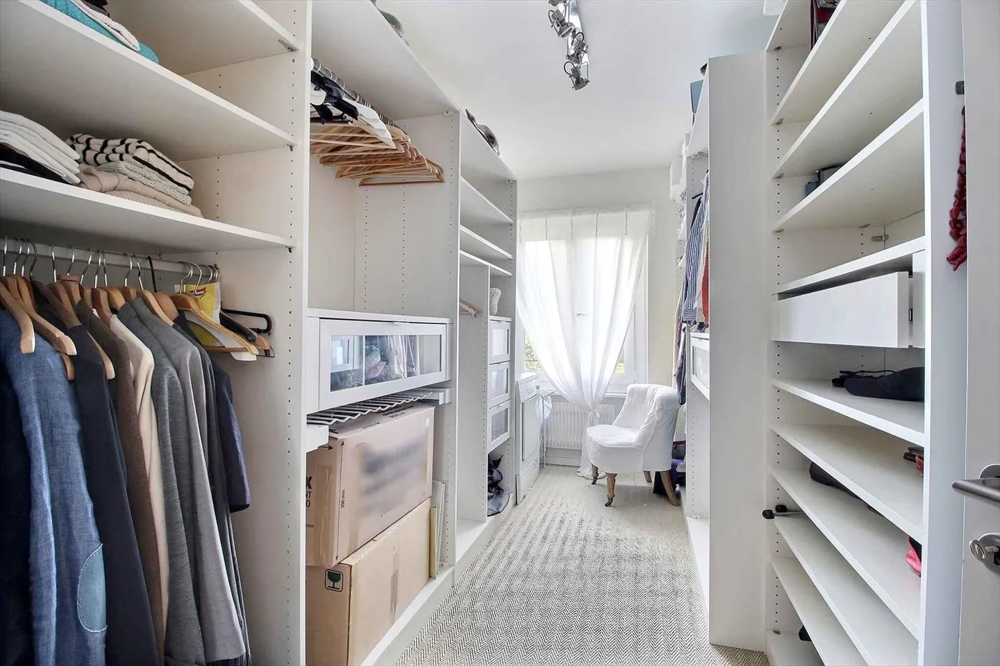 Furnished 5-room apartment - Photo 10 of 12