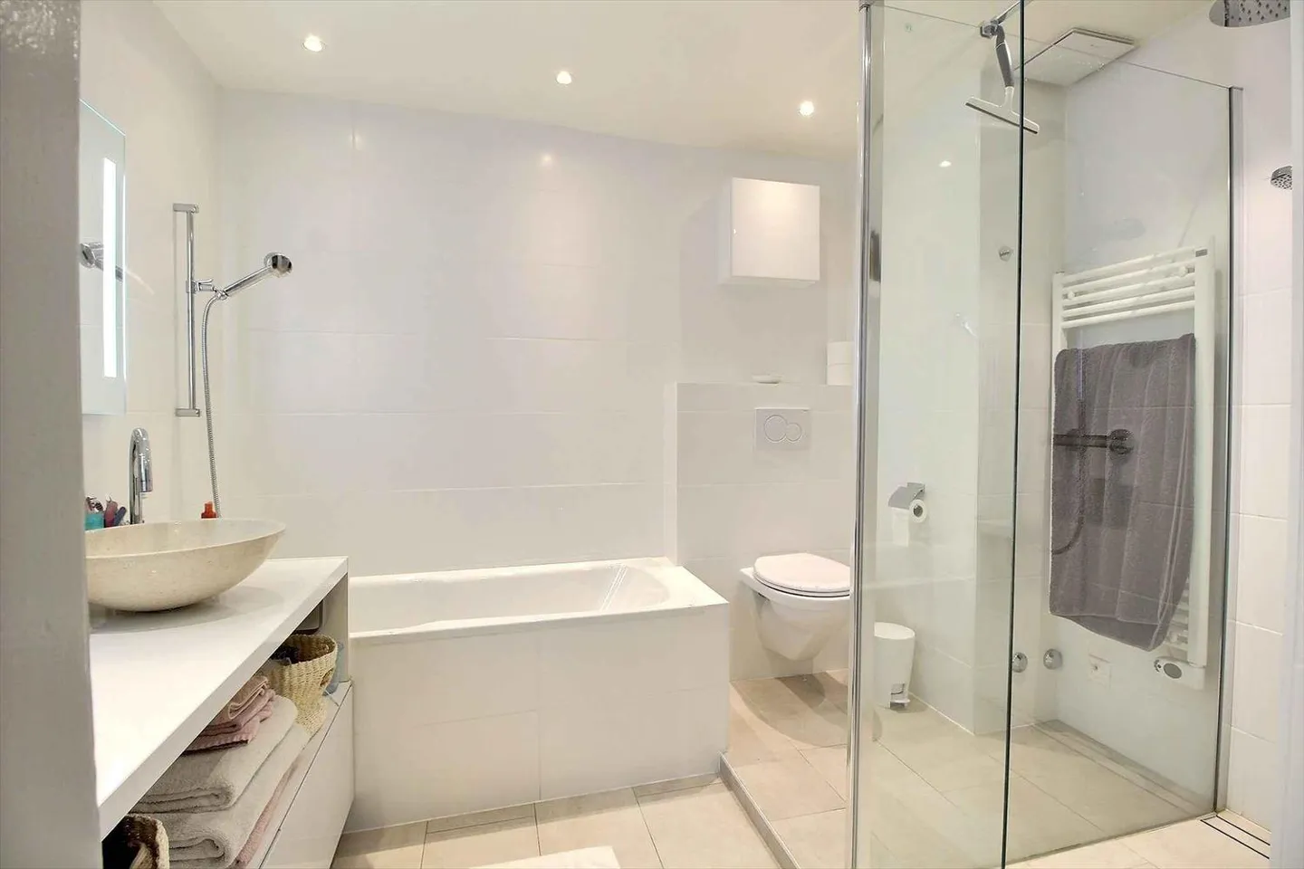 Furnished 5-room apartment - Photo 12 of 12