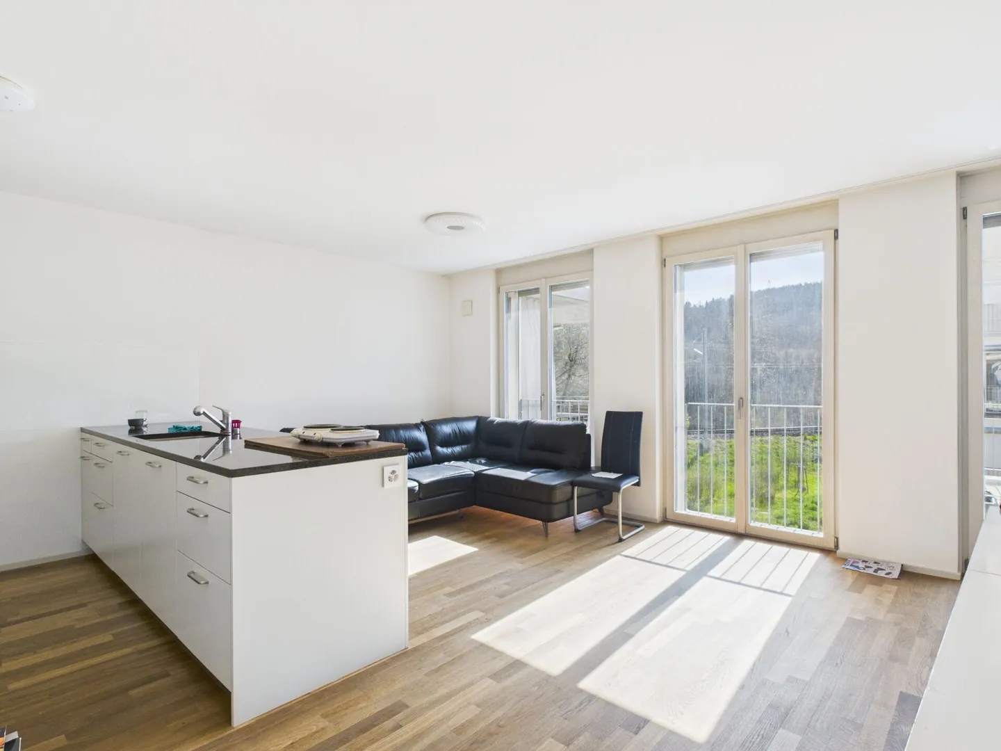 Neuwertige 4.5-Zimmer-Wohnung in Embrach - Foto 3 von 7