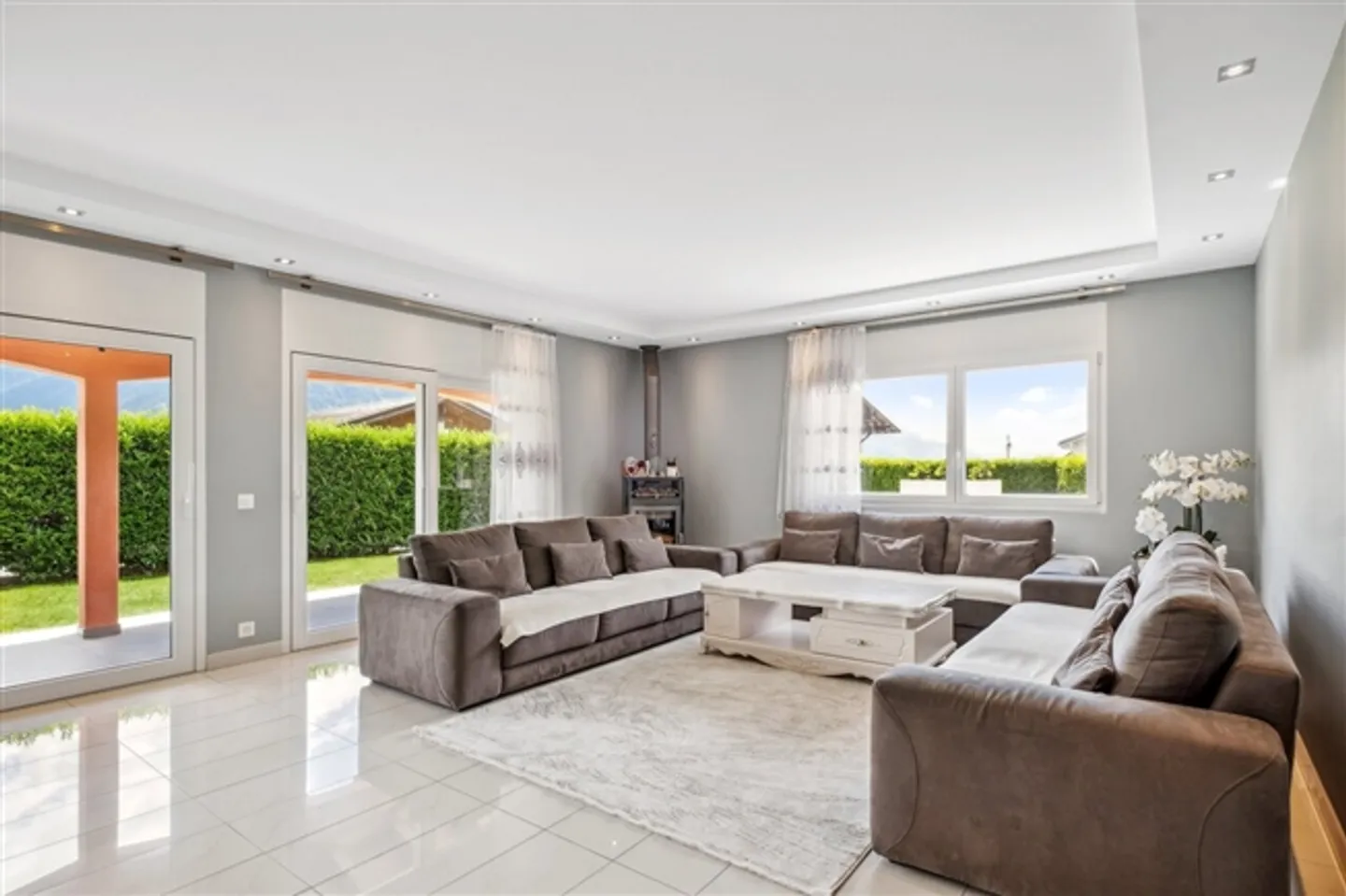 In the municipality of Crans-Montana! - Photo 1 of 6